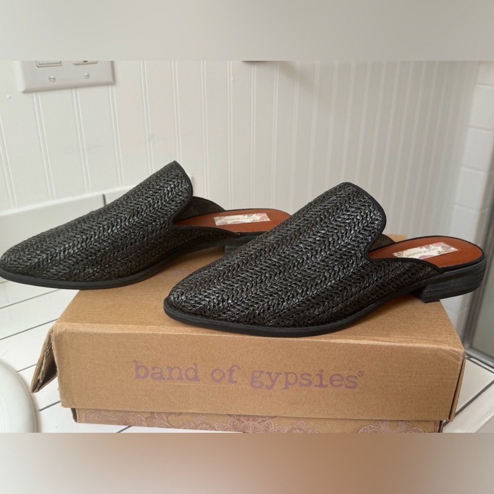 Band of Gypsies Black Woven Mules Size 10 New!